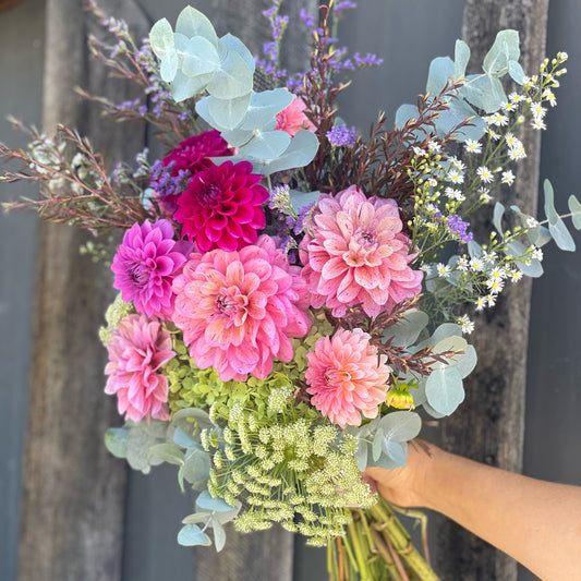 Fuss Free Wedding Flowers | Seasonal Bouquets | Choice of Colour Palette